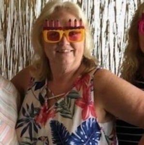 Meet your Posher, Paula